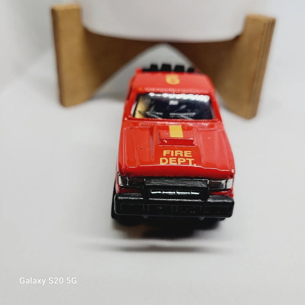 Vintage Red Fire Dept Search Rescue Toy Truck Car Number 6‎